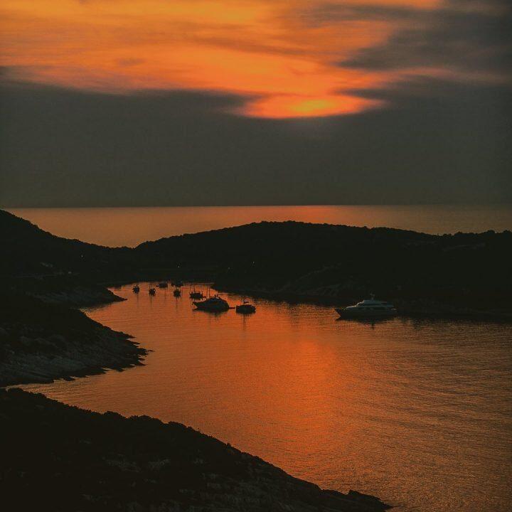 Vis sunset from castle