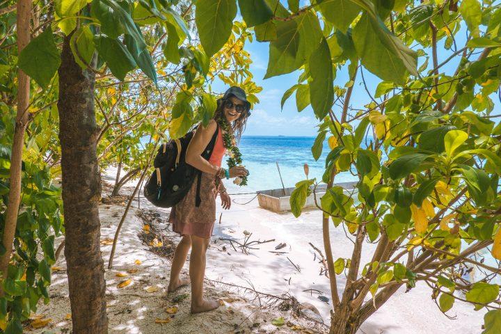 Kennedy Island Gizo Solomon Islands with Fatboys island resort