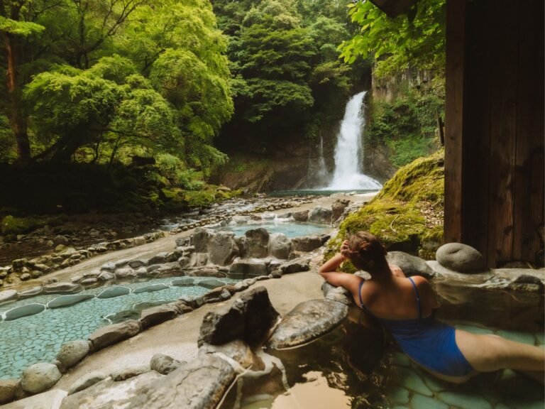 Japan’s Unique Waterfall Onsen: A Guide to Amagiso Odaru Onsen